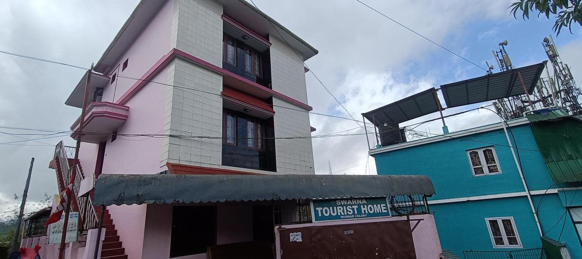 Swarna Tourist Home Муннар Экстерьер фото