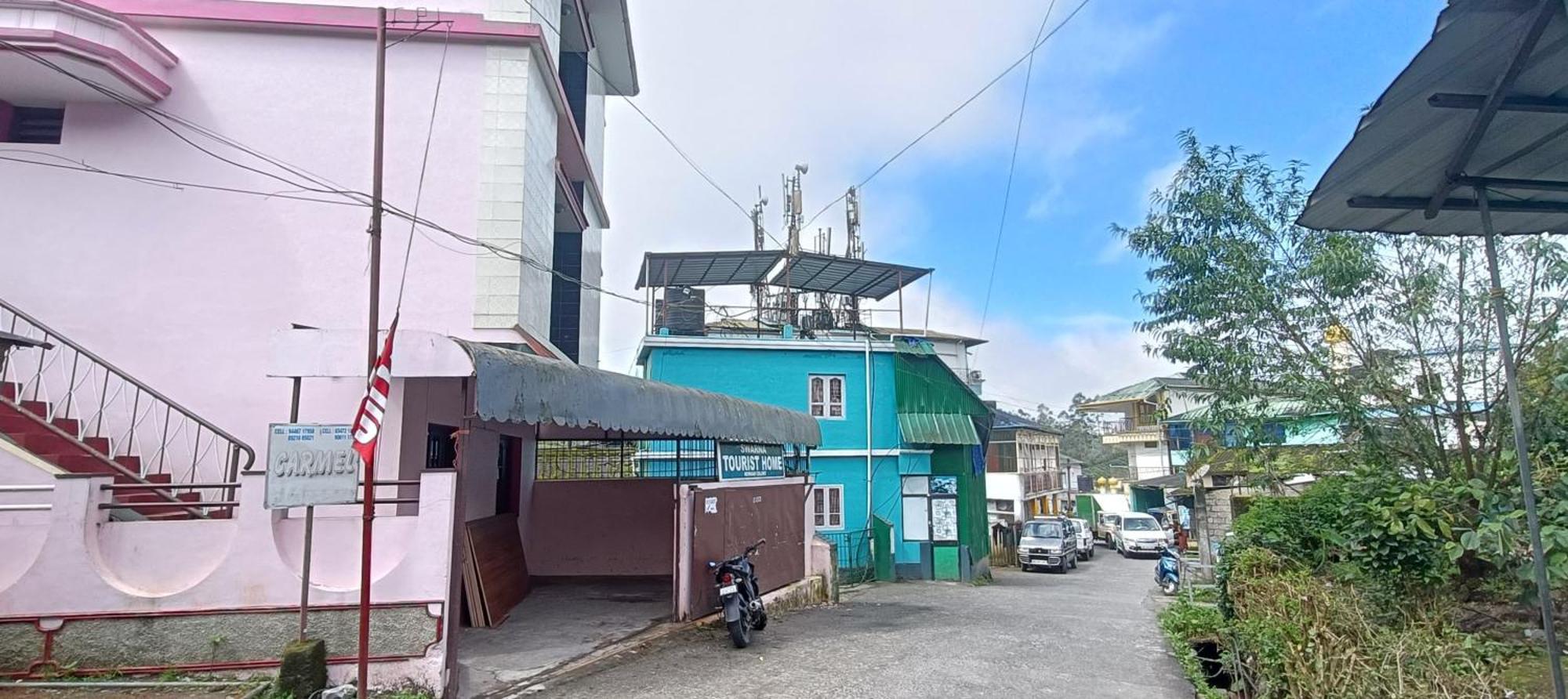 Swarna Tourist Home Муннар Экстерьер фото